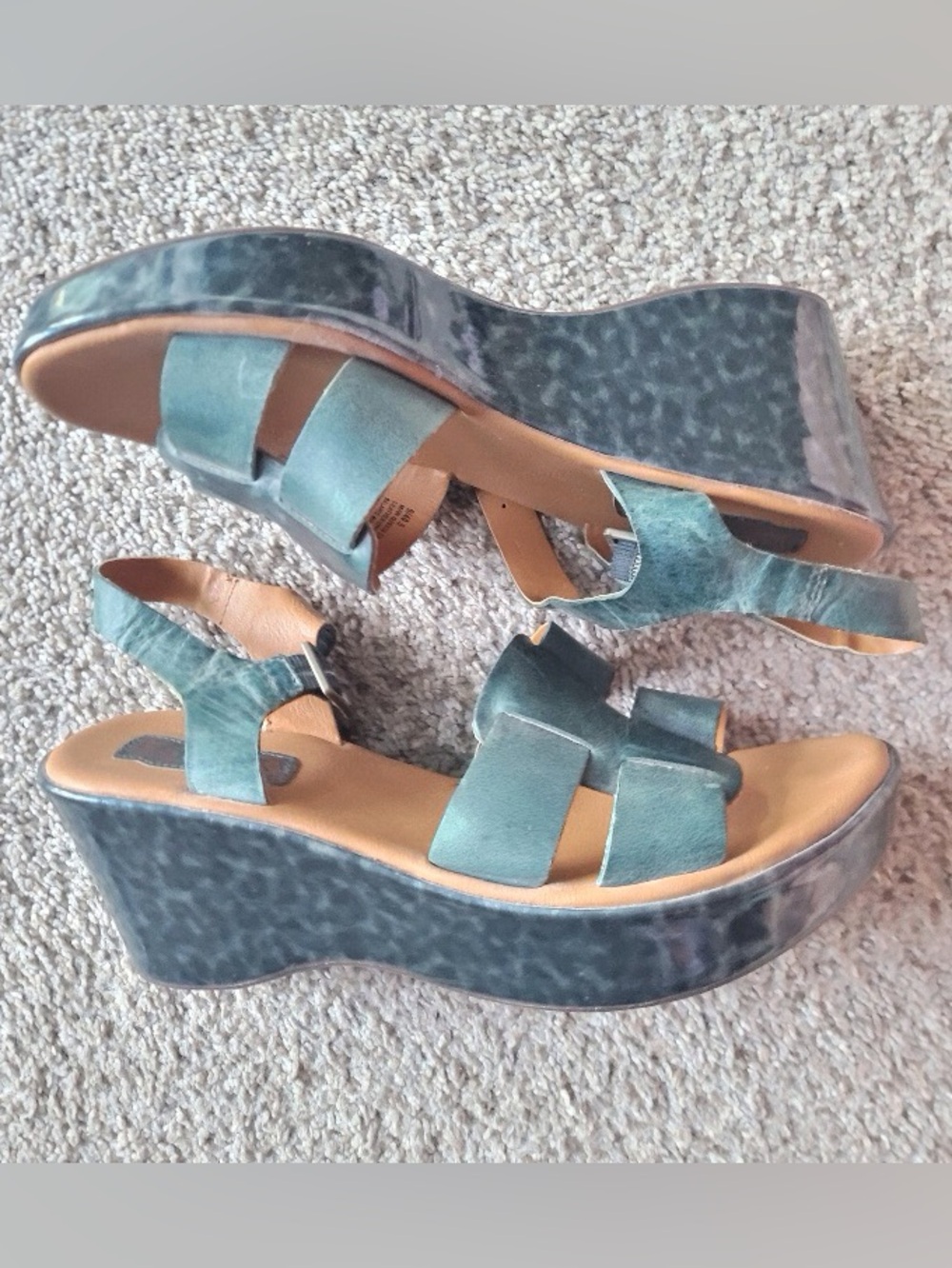 Korks kork ease ocean blue tortoise wedges